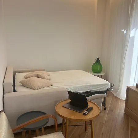 Charmante In Appartement *